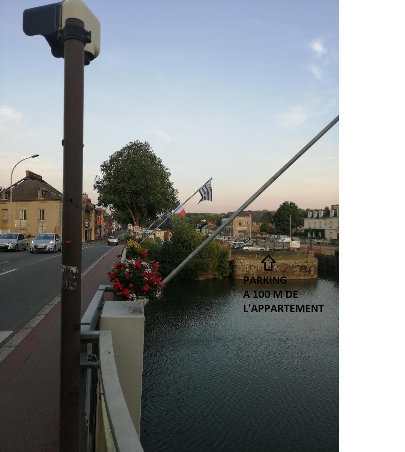 Spacieux T3 lumineux dans quartier historique avec wifi Redon Extérieur photo